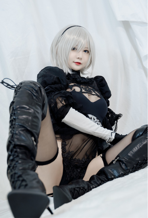 51酱的cosplay世界：NO.006 靡烟 [35P-67MB]