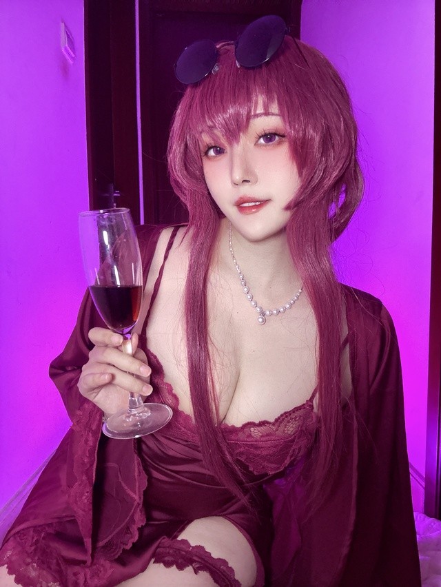Natsuko夏夏子《卡芙卡睡衣》日系甜美风cosplay全解析｜崩坏星穹铁道高还原作品[34P6V-377MB]