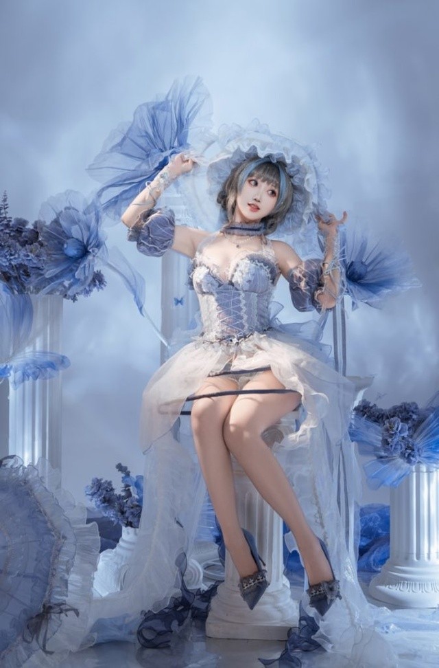 面饼仙儿碧蓝航线柴郡礼服未公开造型大赏｜猫系少女的甜魅进化史 [21P-251MB]