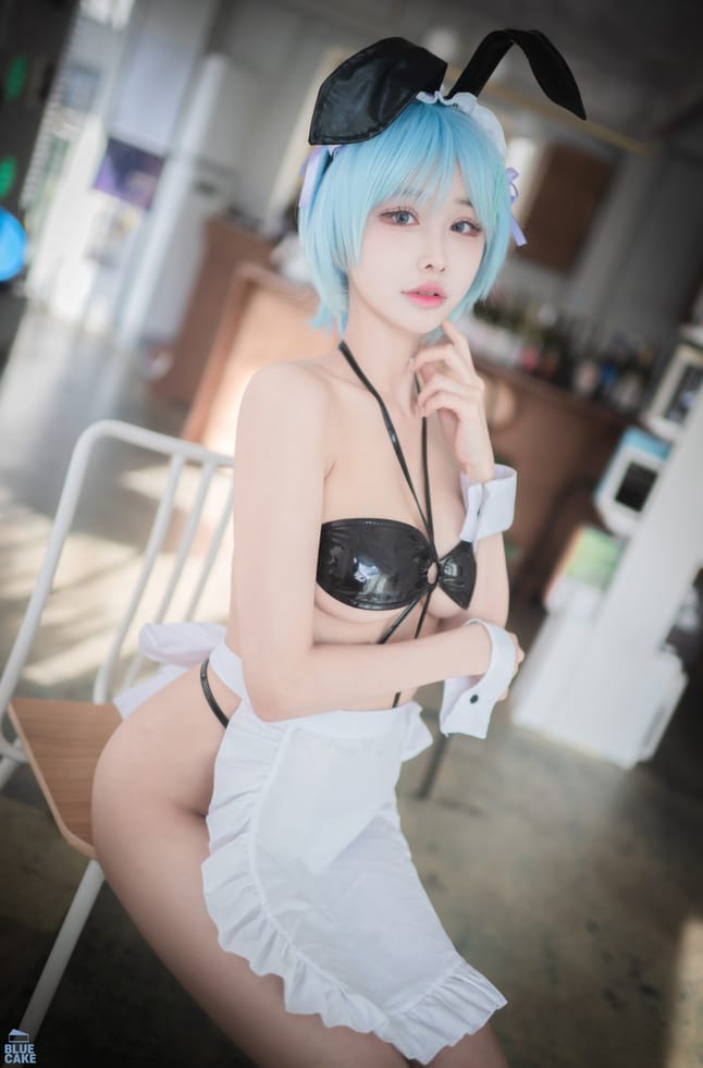 YeonYu (연유) – MY MASTER Maid_RED Cosplay Collection [Exclusive]