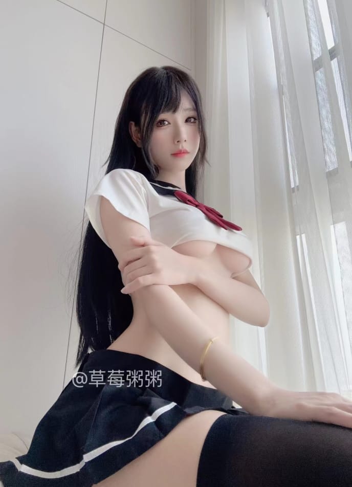 草莓粥粥：B站的cosplay新星[477P9V-337MB]