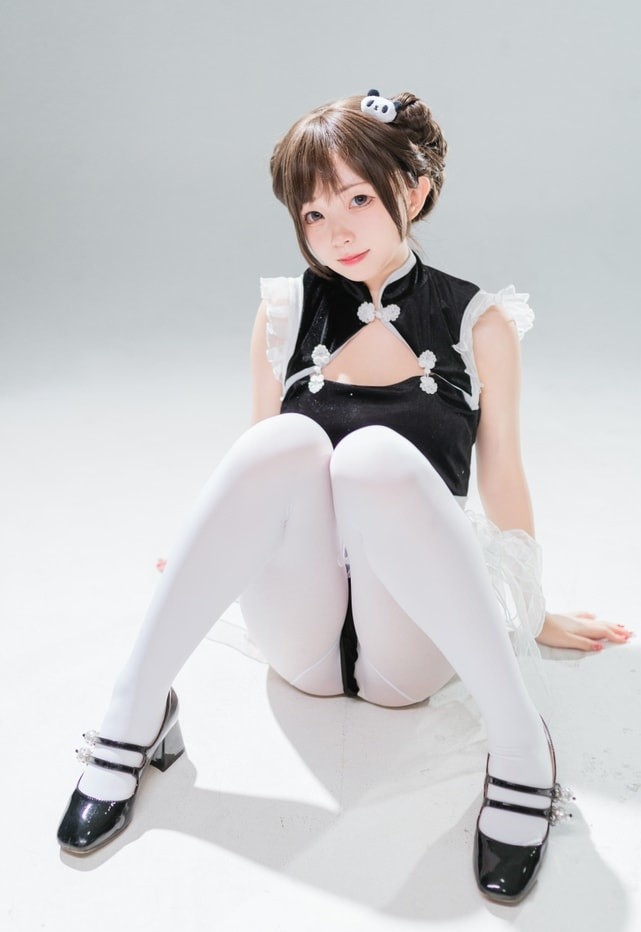 花铃的高叉小熊猫cosplay：萌态与灵动的完美融合 [85P-538MB]