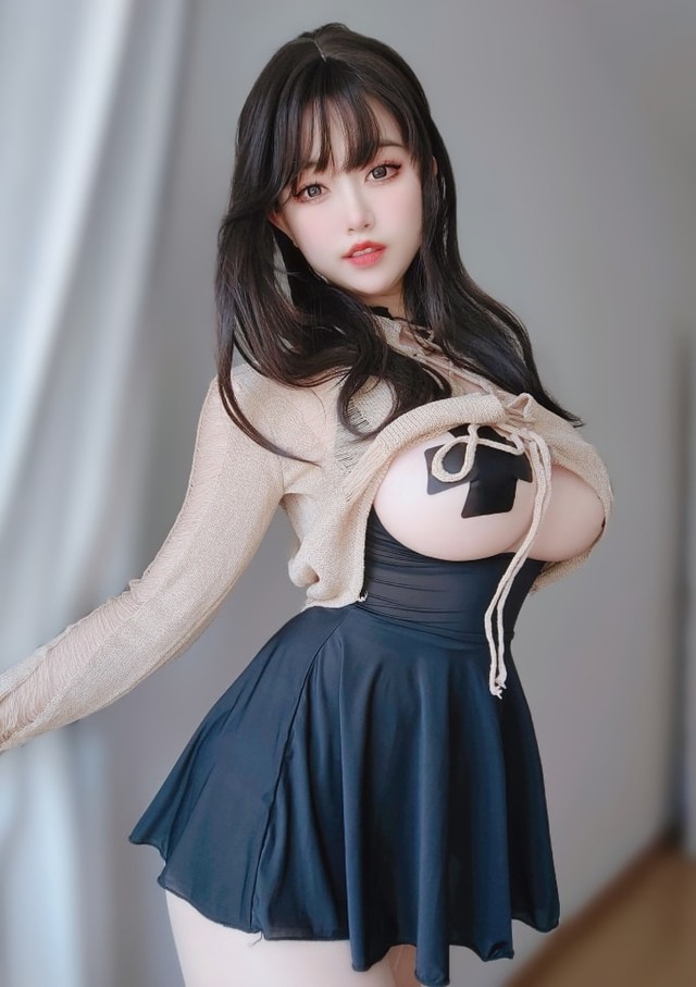 初秋的时尚魔法：K的cosplay风采[113P1V-570M]