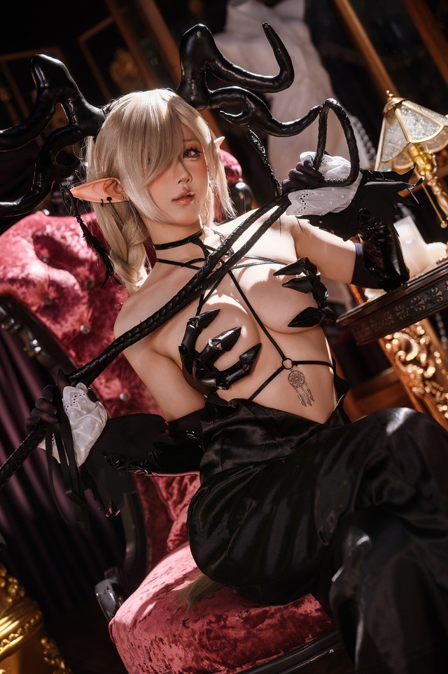 阿包也是兔娘《碧蓝航线》尾张cos：机甲少女与战列舰的绝妙碰撞 [42P-606MB]